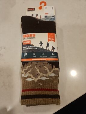 BASS Outdoor Men's Crew Socks Hiking WOOL Blend Mountains Brown Cushioned 6-12